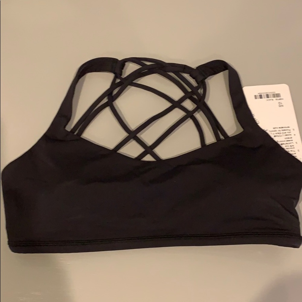 NWT lululemon free to be bra - wild
